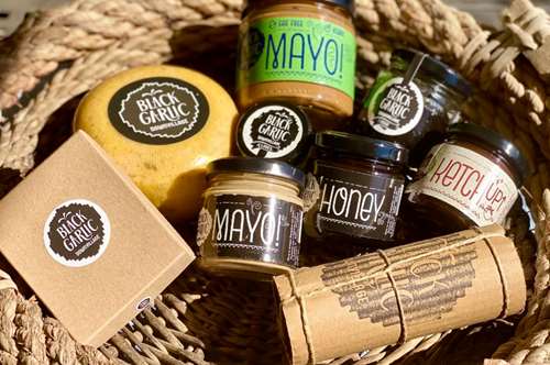 Mαύρο σκόρδο, η υπερτροφή που ξεχειλίζει νοστιμιά