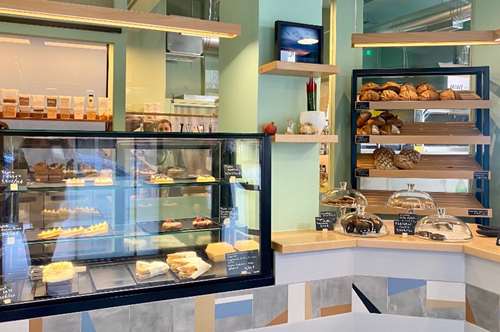 Ένας «Monokeros» φέρνει το αυθεντικό, παλιό ψωμί στο Παγκράτι