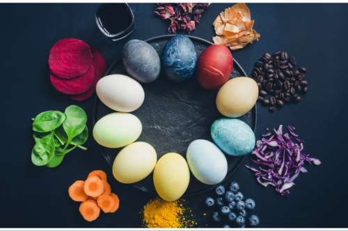 Αβγά βαμμένα από τη φύση