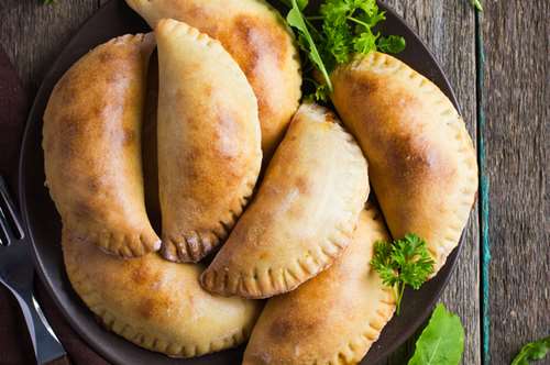 Μυζηθροπιτάκια με Σπιτικό Φύλλο