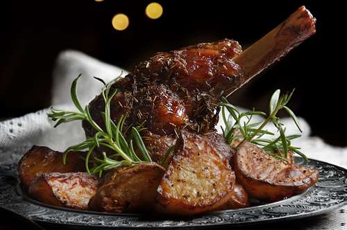 Κότσι Μοσχαρίσιο με Κρασί