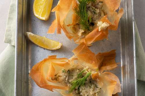 Φωλιές από Φύλλο Κρούστας με Πουρέ Αγκινάρας α λα Πολίτα