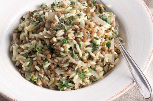 Κριθαράκι με Φακές Τσιγαριστές