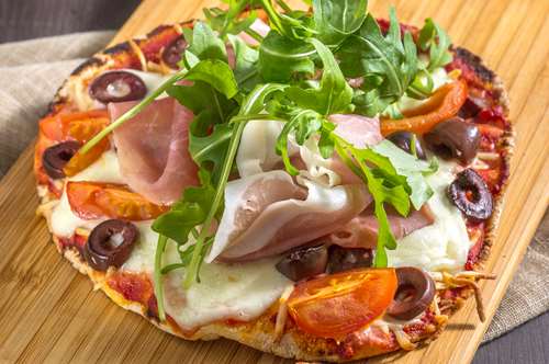 Πίτσα με Αραβικές Πίτες