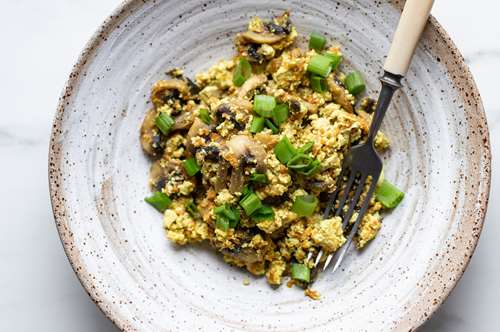 Αυγά με Μανιτάρια και Δυόσμο