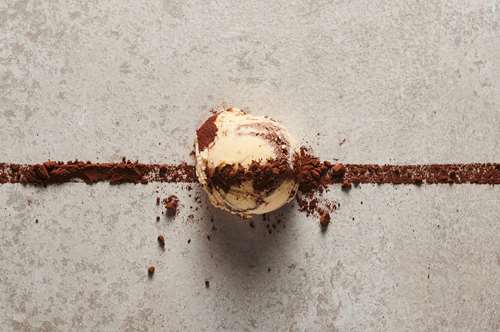 Παγωτό παρμεζάνα, με λευκή τρούφα ή σαμπάνια-τριαντάφυλλο;