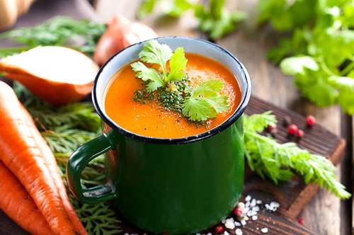 Οι κρύες σούπες του καλοκαιριού