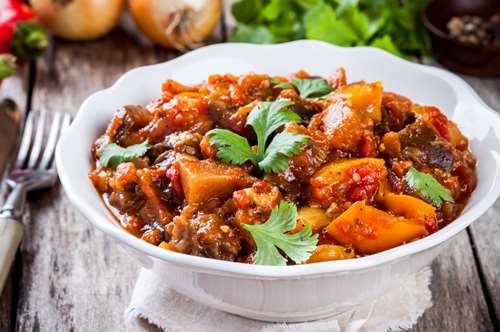 Μοσχαράκι με Μελιτζάνες, Κολοκύθια και Πατάτες