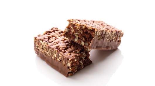 Γρήγορο σνακ; Δοκίμασε αυτές τις 3 μπάρες βρώμης
