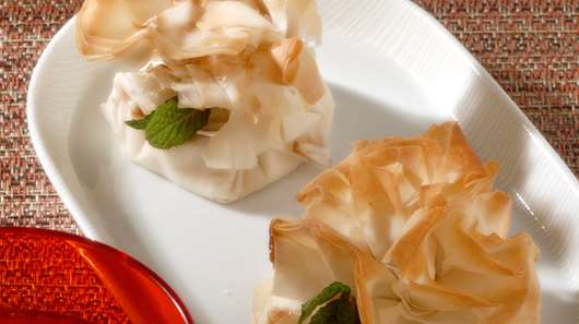 Τραγανά Κιμαδοπουγκάκια με Πράσο