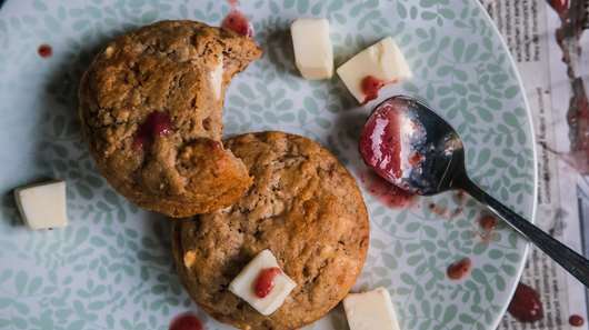 Μαλακά Μπισκότα Βατόµουρου µε Λευκή Σοκολάτα