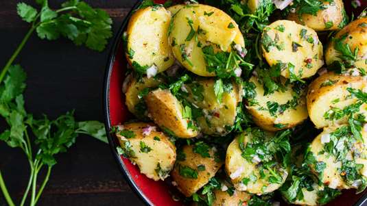 Πατατούλες σε Σαλάτα