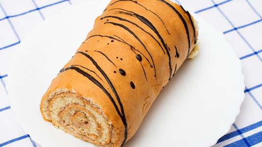 Ρολάκια με Πορτοκάλι και Τρίμμα Σοκολάτας