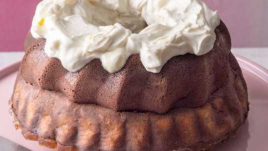 Τέλειο Κέικ Καρότο με Λευκό Γλάσο