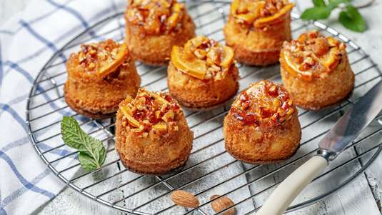 Πορτοκαλένιες Μπουκίτσες