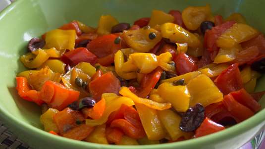 Πιπεριές Τηγανητές με Κρασί