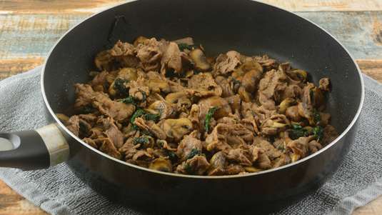 Χοιρινό με Σπανάκι