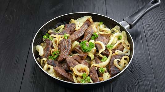 Τηγανιά Συκώτι με Γλυκές Πιπεριές