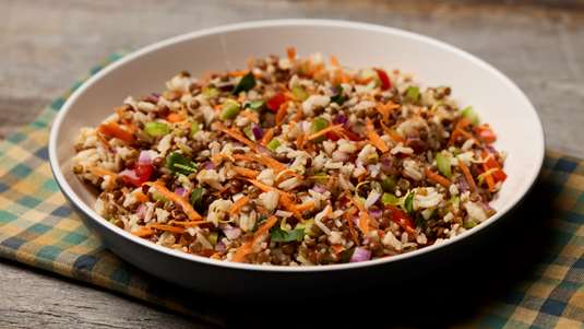 Σαλάτα με Φακές και Ρύζι