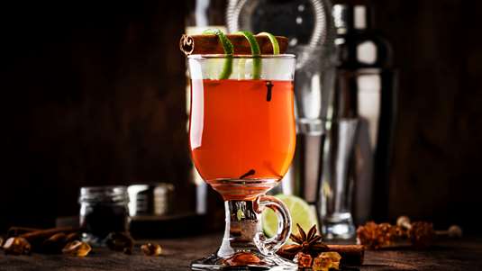 Τσάι με Ρούμι και Μυρωδικά