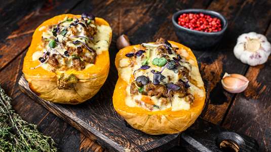 Κολοκύθα με Μανούρι και Σάλτσα Καρυδιού