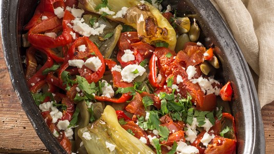 Φασολάκια με Πιπεριές στη Γάστρα