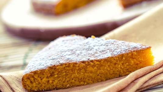 Πίτα Καρότου με Κουκουνάρι