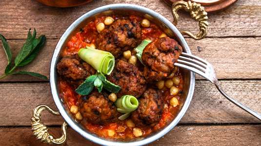 Σουτζουκάκια σε Ρολό