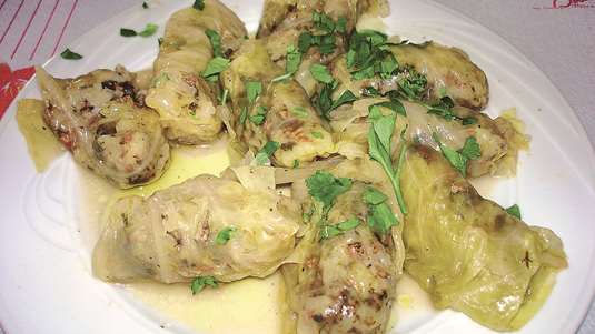 Λαχανοντολμάδες Φούρνου