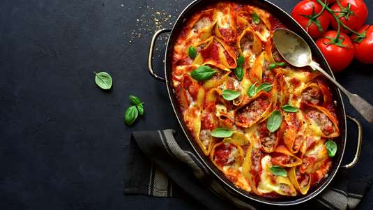 Ζυμαρικά με Σάλτσα Φουρνιστής Ντομάτας