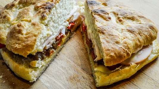 Φοκάτσια Σάντουιτς με Γαλοπούλα