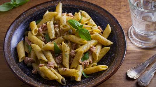 Μακαρονάδα με Τόνο