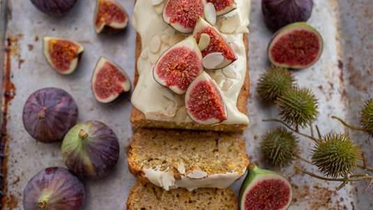 Αλλιώτικο Κέικ, με Σύκα και Μπλε τυρί