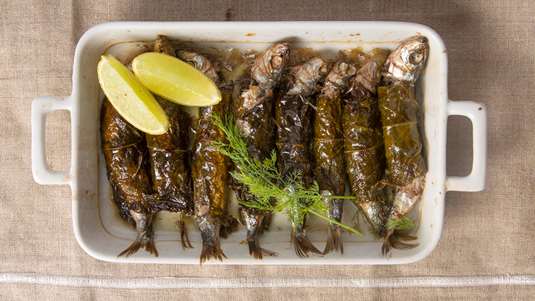 Σαρδέλες σε Αμπελόφυλλα