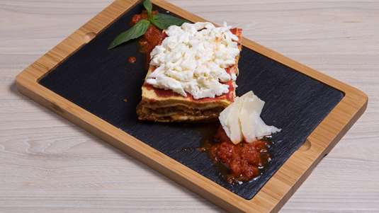 Χωριάτικα Λαζάνια με Μυζήθρα