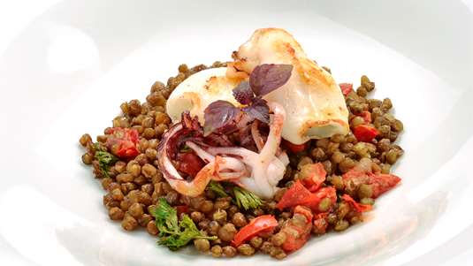 Φακές με Καλαμάρια