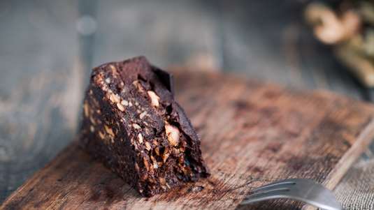 Σοκολατένιο Γλυκό Καρυδάτο