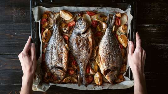 Ψάρι στο Φούρνο