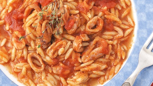 Γιουβέτσι με Καλαμαράκια