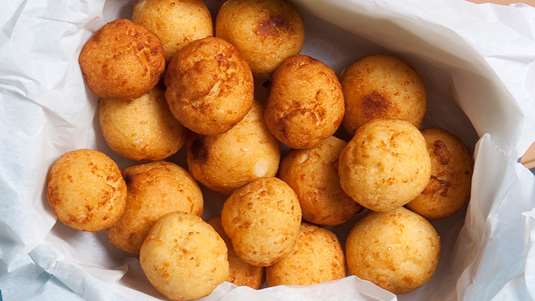 Πατατοκροκέτες με Μορταδέλα και Τσένταρ