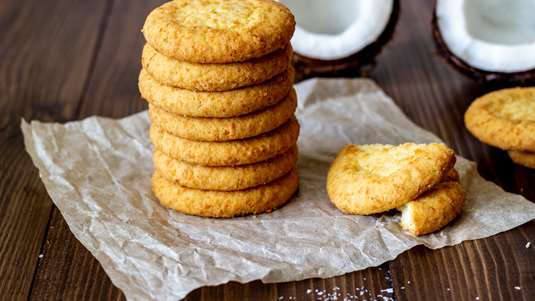 Εύκολα Μπισκότα με Καρύδα