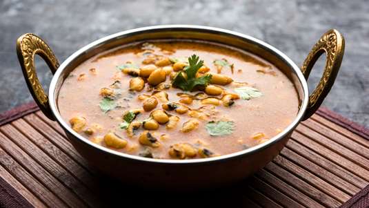 Φασολάδα με Κίτρινη Κολοκύθα