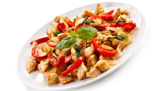 Τηγανιά με Κοτόπουλο, Πιπεριές και Γραβιέρα