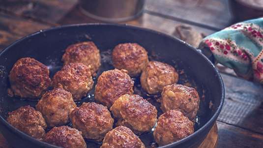 Κεφτέδες στον Ταβά