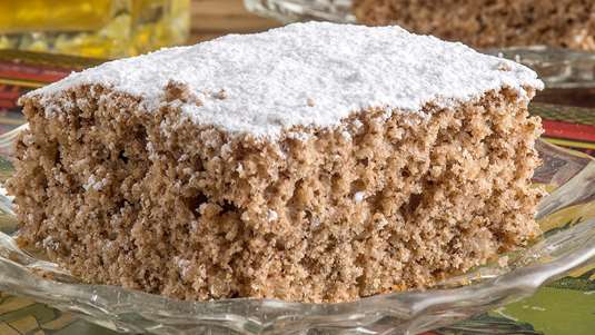 Απίθανο Κέικ με Σύκα και Πετιμέζι