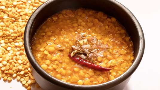 Φακές Γιουβέτσι