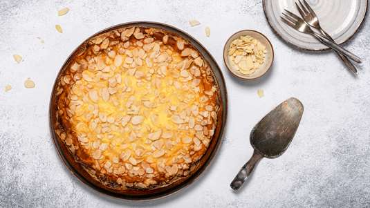 Αμυγδαλόπιτα Βουτυρένια