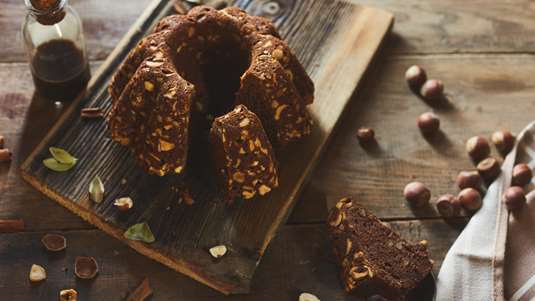 Σοκολατένιο Παντεσπάνι με Φουντούκι