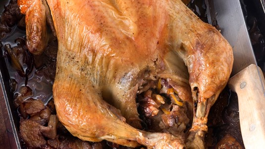 Κοτόπουλο Γεμιστό με Κάστανα