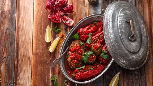 Mπριάμ και Γεμιστά με Κιμά